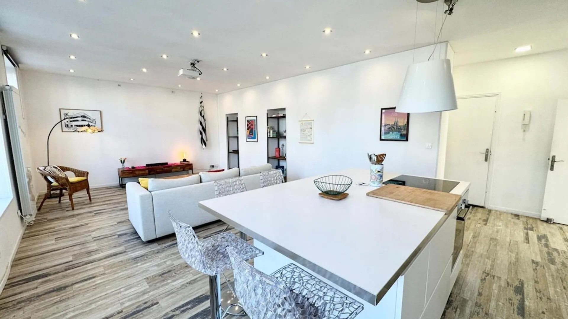 T3 Hyper Design - Coeur De La Ville Quimper 0*,